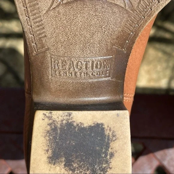 KENNETH Cole Reaction Hot Step Brown Leather Ankle Booties - Picture 11 of 11